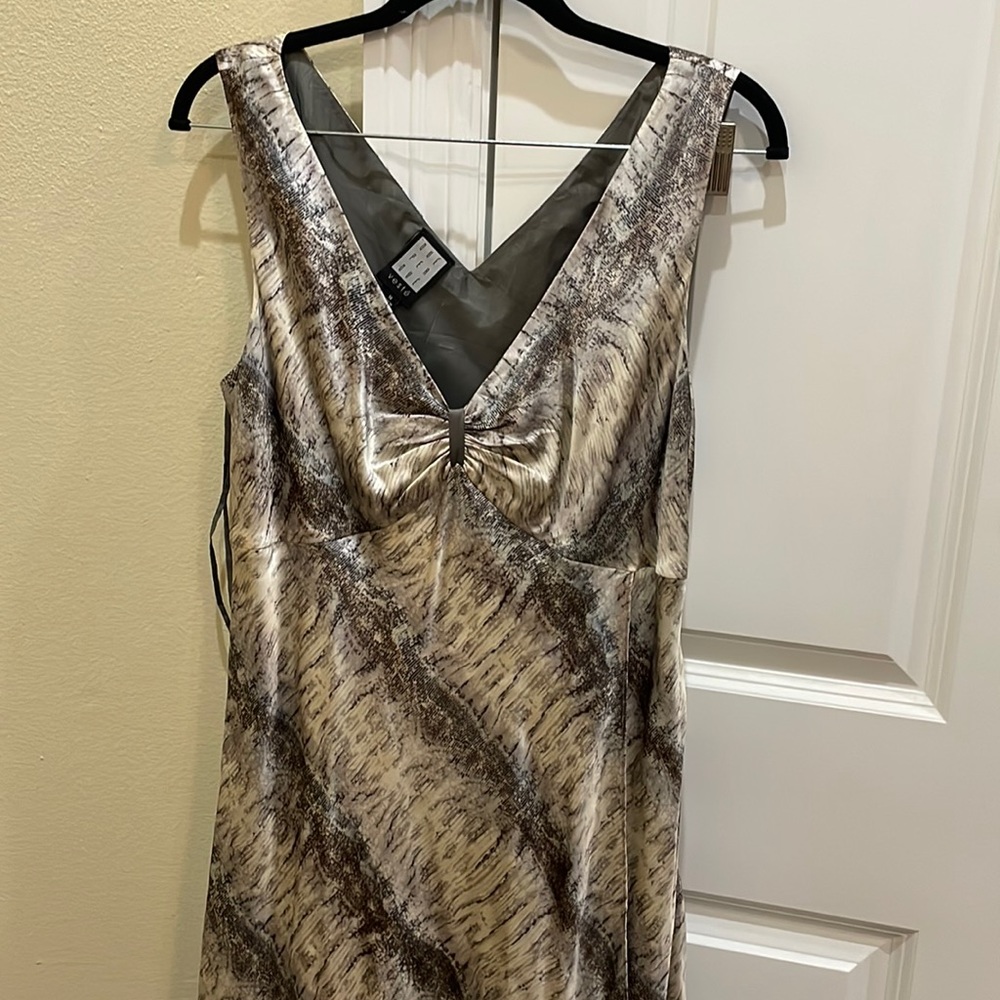 Beautiful flowing silky dress